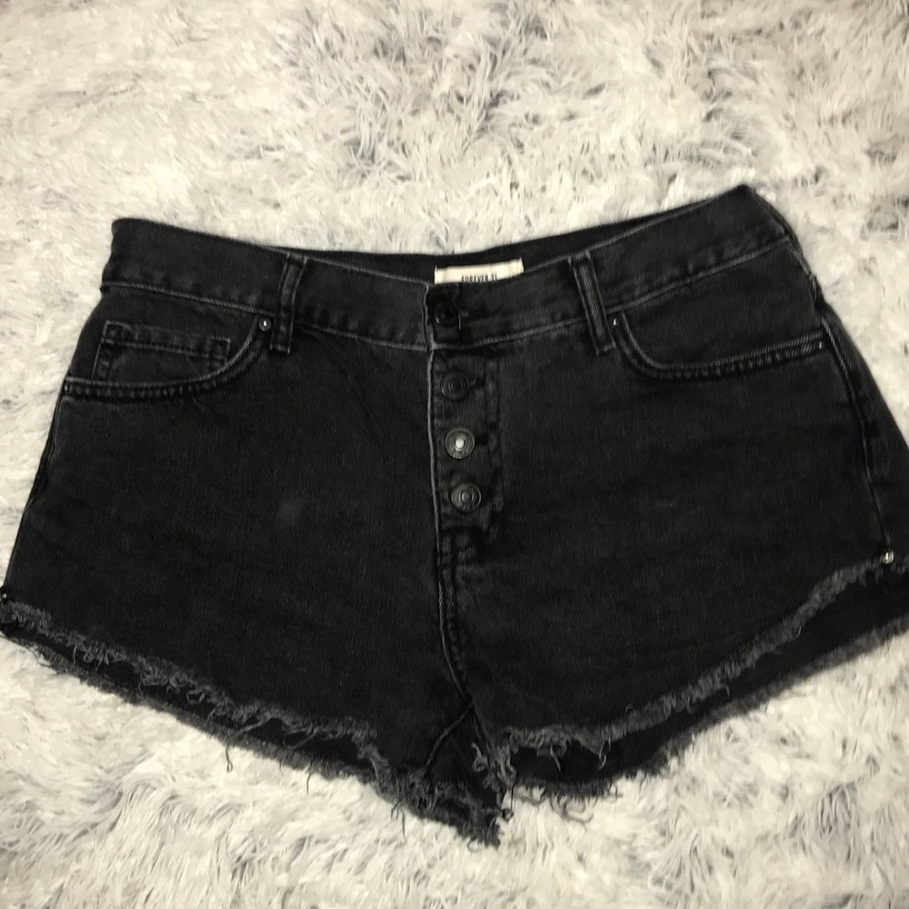 Jean shorts 🌸